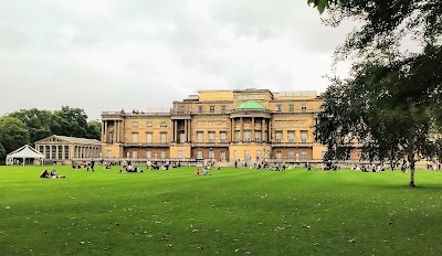 Buckingham Palace Garden